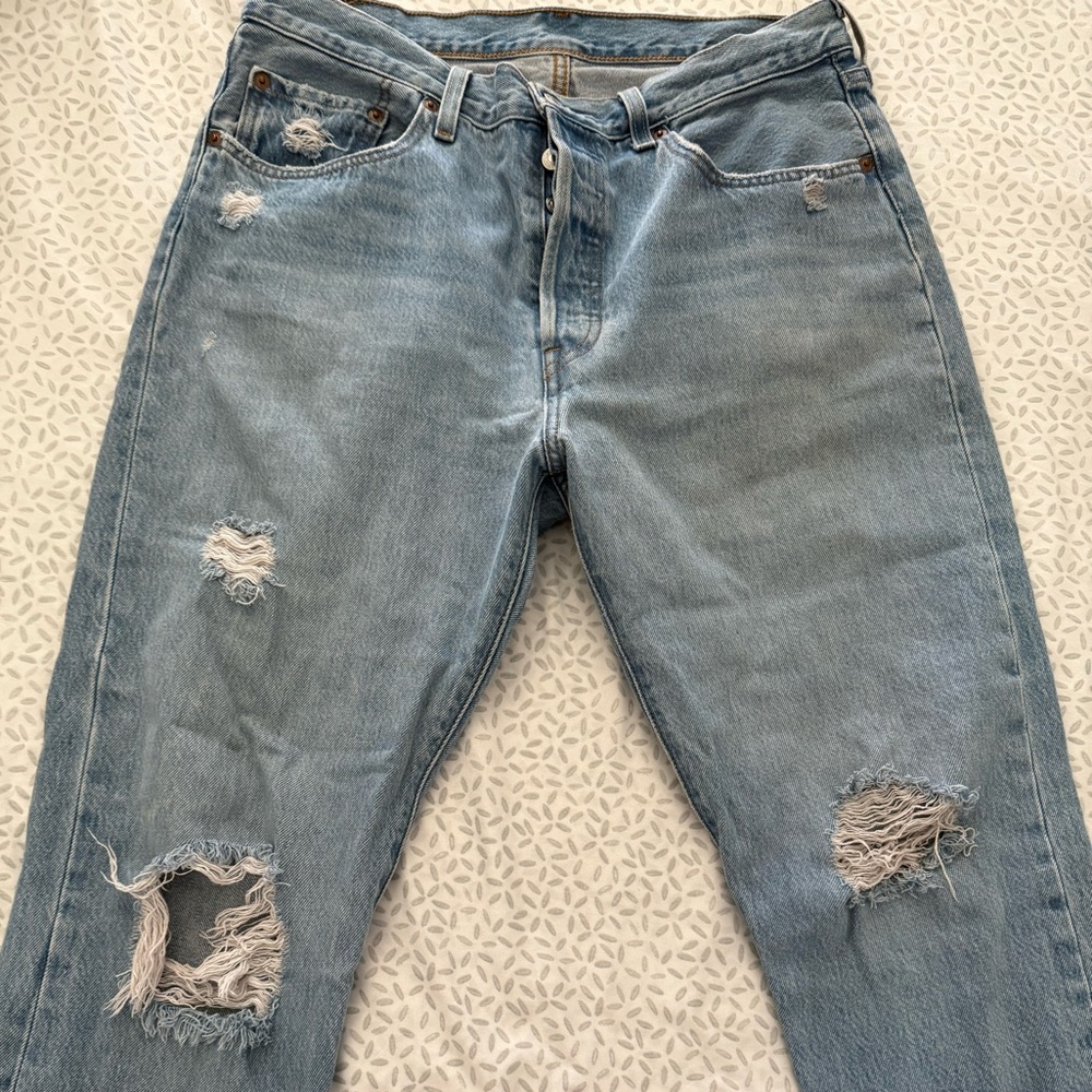 Levi's High Rise Jeans - Picture 3 of 5